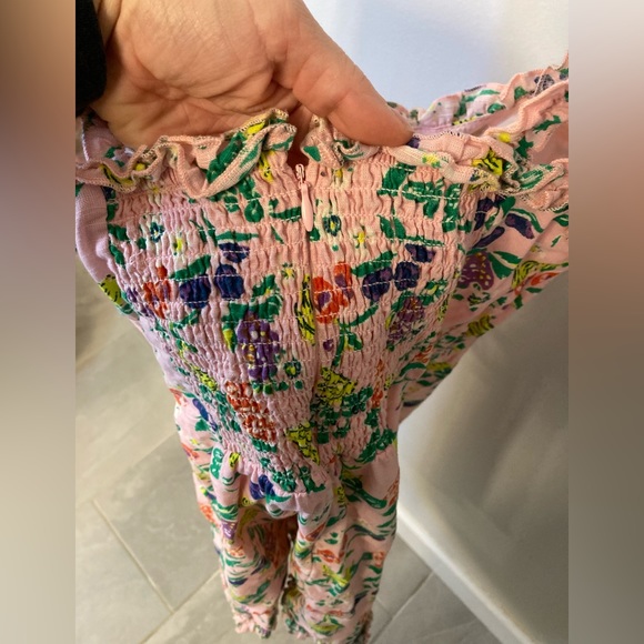 Urban Outfitters Sleeveless Fruit Pattern Pink Dress ruffle hem sz M - Picture 5 of 5